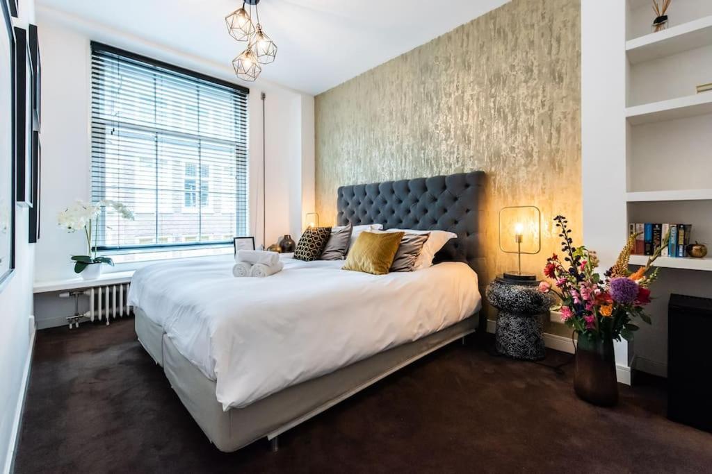 Luxurious Boutique Suite In City Center Амстердам Экстерьер фото
