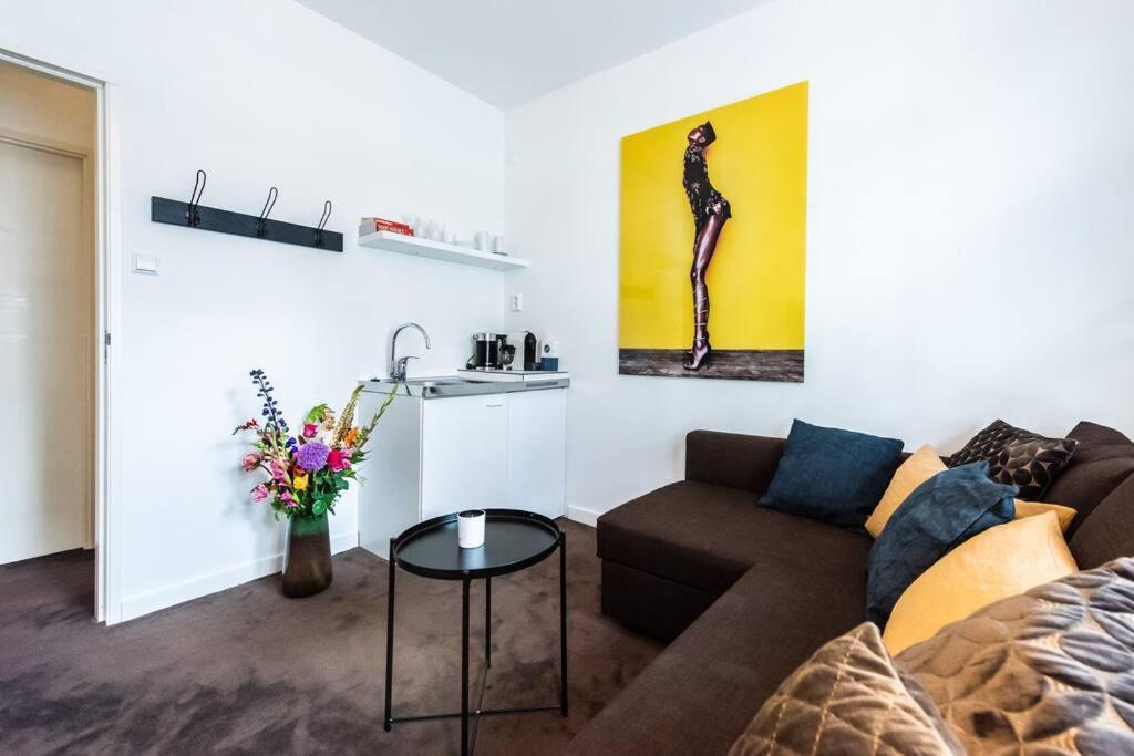Luxurious Boutique Suite In City Center Амстердам Экстерьер фото